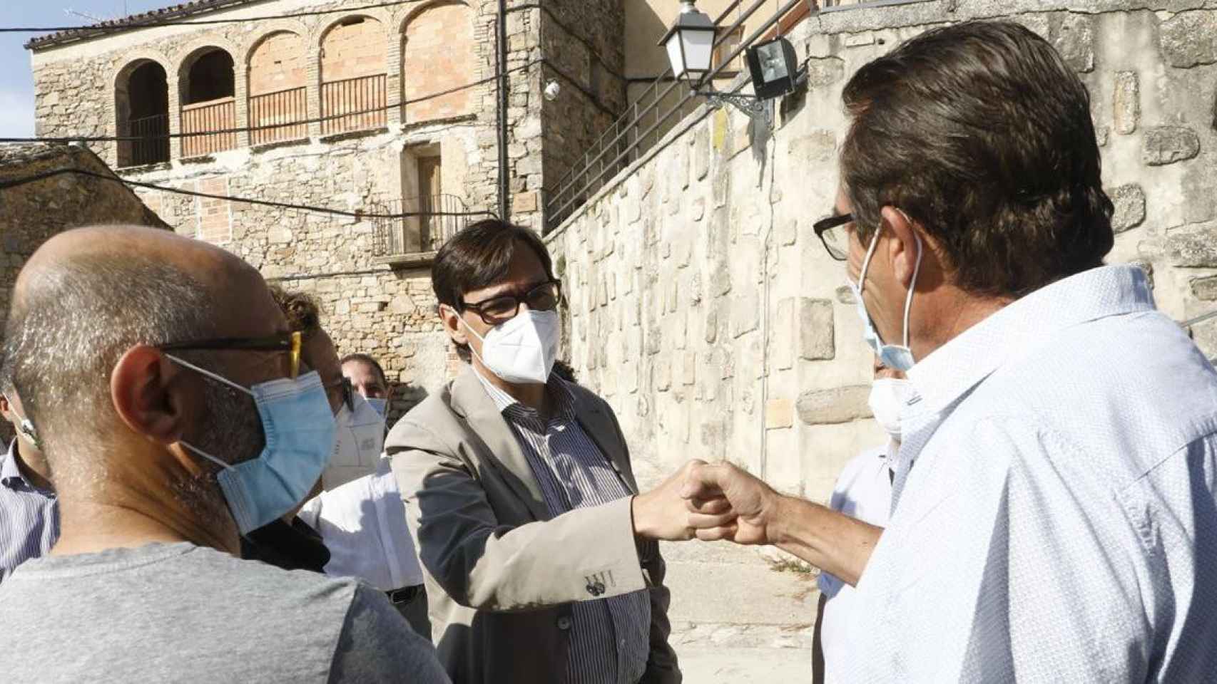 El líder del PSC en el Parlament, Salvador Illa, en una visita a la zona afectada por el incendio de la Conca de Barberà i Anoia / PSC