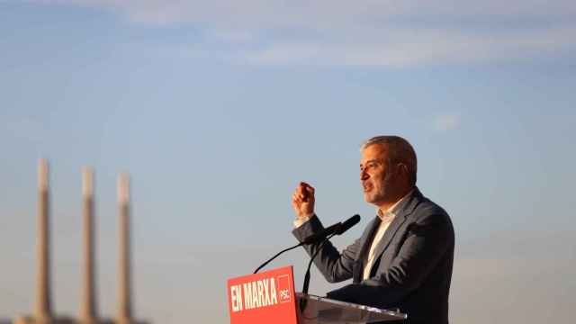 Jaume collboni en el puerto del Forum / GALA ESPÍN