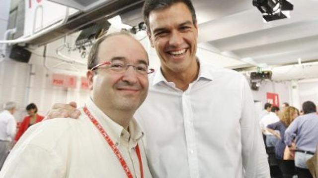 El primer secretario del PSC, Miquel Iceta, y el secretario general del PSOE, Pedro Sánchez, durante el Comité Federal del PSOE
