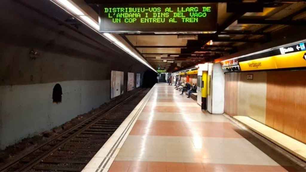 Estación de metro de Verdaguer, en Barcelona, lugar en el que se ha encontrado un mural de los 80 oculto en una pared / TMB