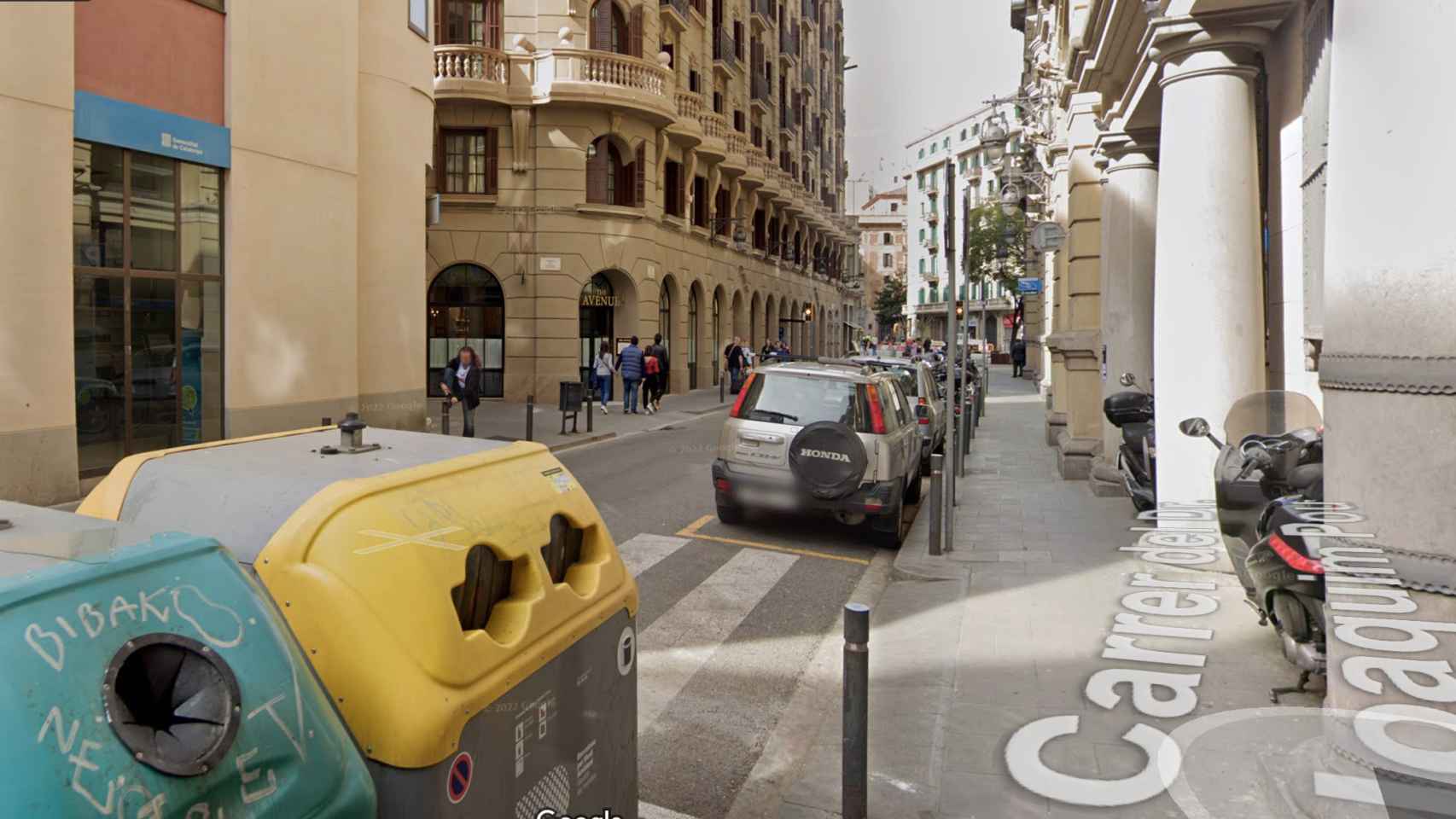 Intentan atracar a un turista a punta de pistola en el barrio Gótico