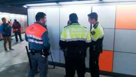 Vigilantes de seguridad de metro de Barcelona / CG