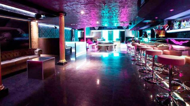 Una imagen del interior de uno de los locales Dollhouse Showgirls Barcelona / CG