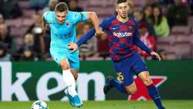 El planteamiento defensivo del Slavia superó al Barça | EFE