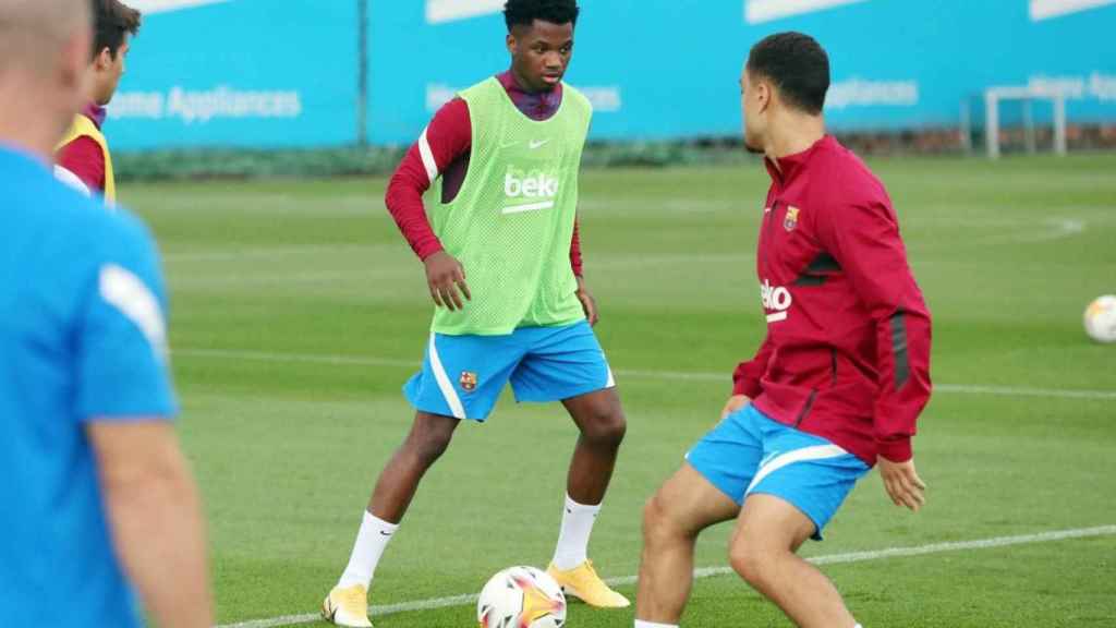 Ansu Fati en un entrenamiento en la Ciudad Deportiva / FCB