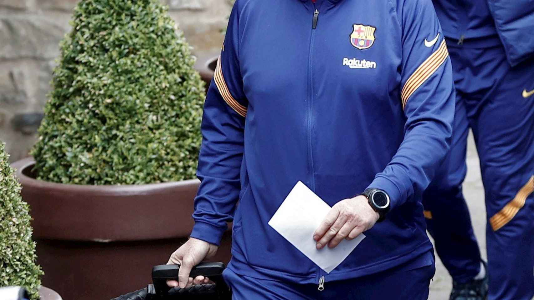 Ronald Koeman en un partido del Barça / EFE