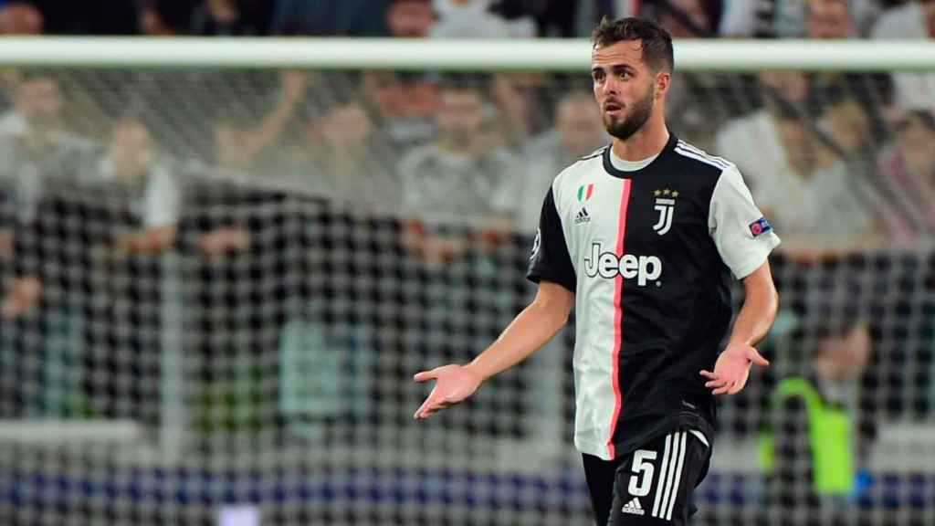 Pjanic, en un partido con la Juventus | EFE