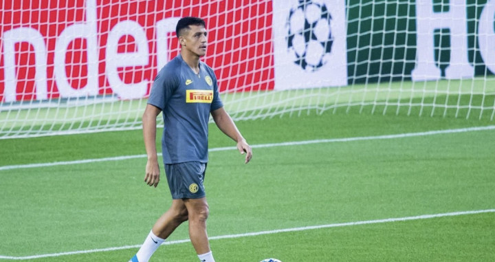 Una foto de Alexis Sánchez durante el entrenamiento en el Camp Nou del Inter de Milán / FCB