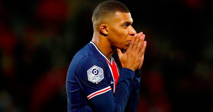 Kylian Mbappé en un partido con el PSG la pasada temporada / EFE