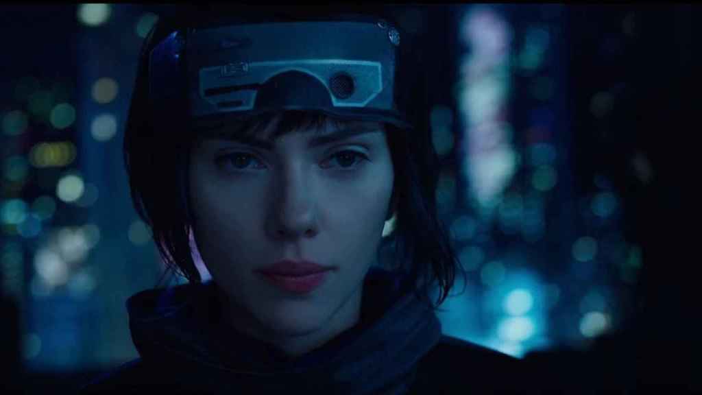 Escena de la película del manga 'Ghost in the Shell' / DREAMWORKS PICTURES