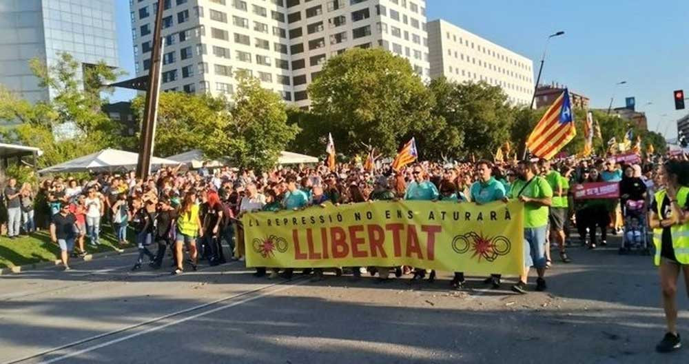 Manifestación a favor de los CDR detenidos en Sabadell / EUROPA PRESS