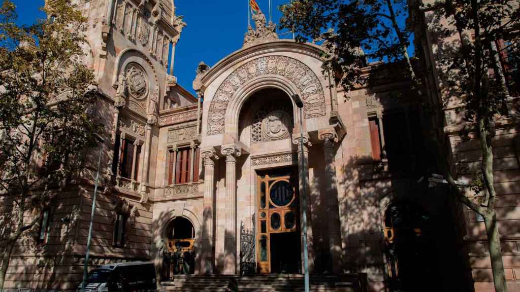 Sede de la Audiencia Provincial de Barcelona, donde se ha juzgado a un hombre y una mujer que aceptan seis meses de cárcel por insultos racistas y agresión a un hombre en Terrassa / EUROPA PRESS