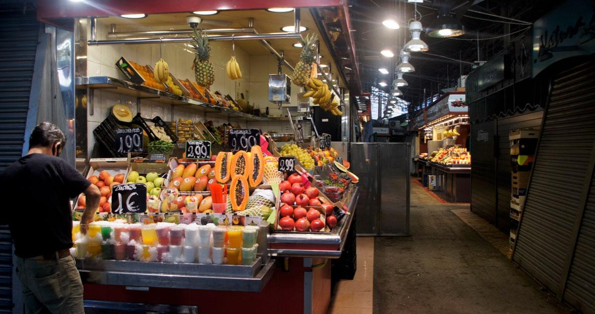 Mercado de La Boquería, en La Rambla de Barcelona / ELENA CUEVAS