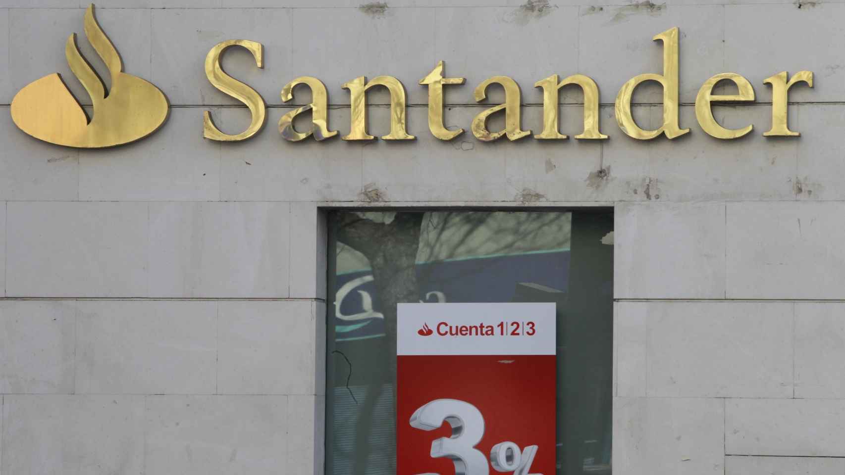 Una sucursal del Banco Santander en imagen de archivo / EP