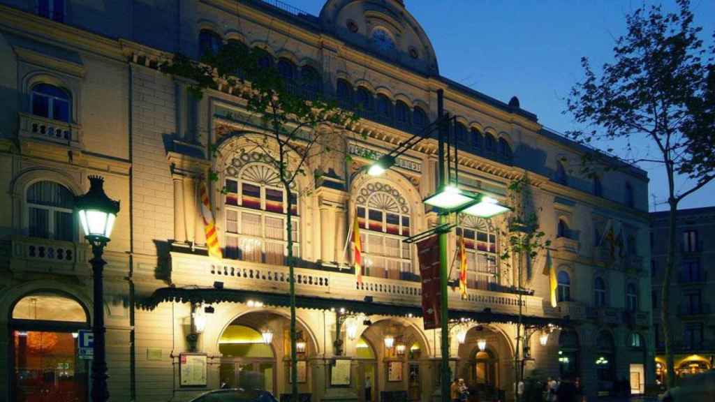 Fachada del Gran Teatre del Liceu de Barcelona / MA