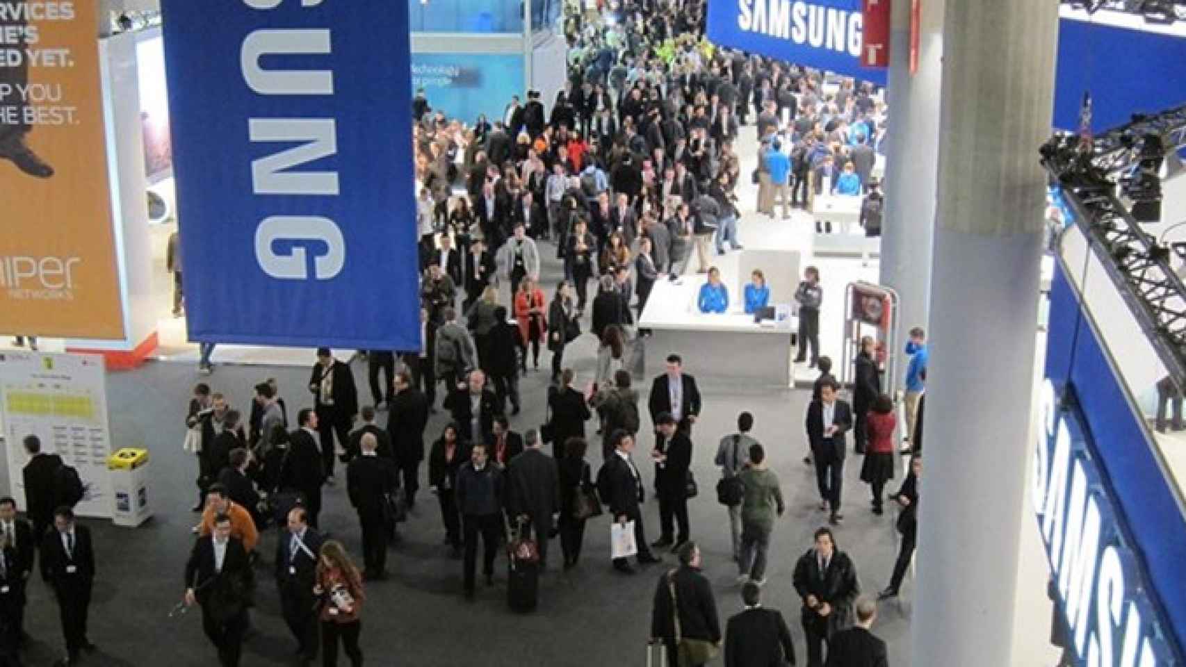 Visión general del Mobile World Congress con cientos de asistentes / EUROPAPRESS