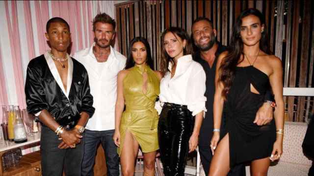 Los Beckham y Kim Kardashian en la fiesta de Pharrel William /INSTAGRAM