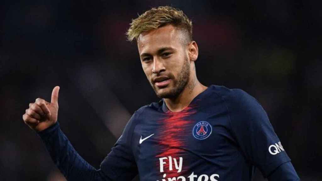 Neymar durante un partido con el PSG