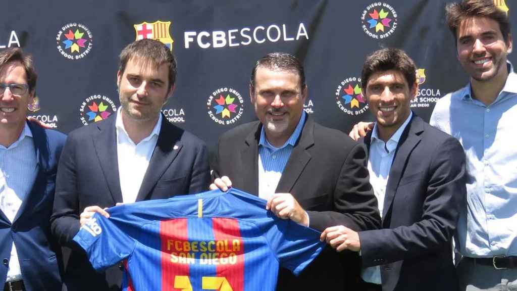 Àlex Isern y Marc Segarra, fundadores de ISL Fútbol, en un acto del Barça