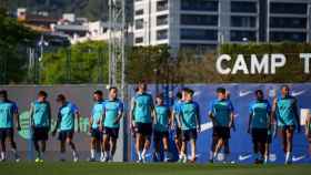 Los jugadores del Barça, en un entrenamiento en el comienzo de la pretemporada / FCB