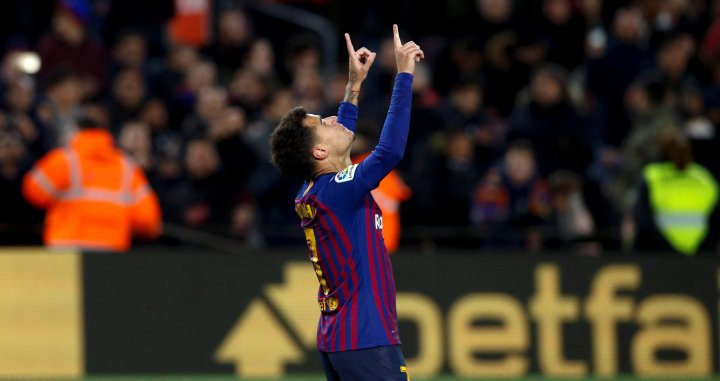 Philippe Coutinho celebra su segundo gol ante el Sevilla / EFE