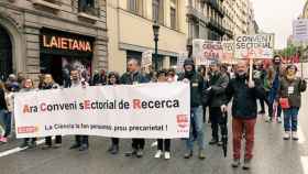 Investigadores se manifiestan contra la precariedad