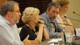 La alcaldesa de Madrid, Manuela Carmena, el tercer teniente de alcalde, Mauricio Valiente, el delegado del área de Salud, Seguridad y Emergencias, Javier Barbero y la delegada del distrito de Carabanchel, Esther Gómez.