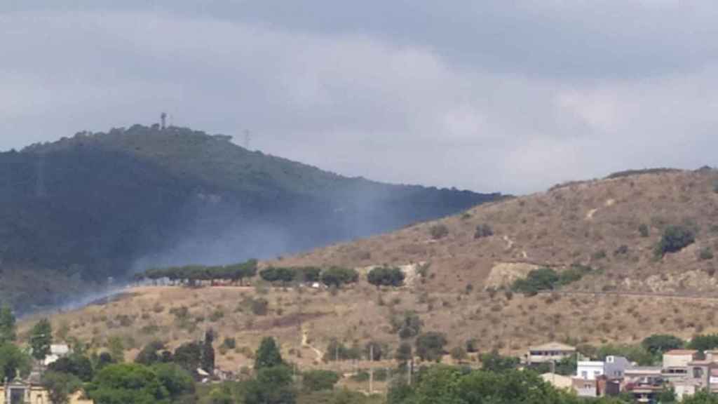 Imagen del incendio de Collserola de este viernes /CG