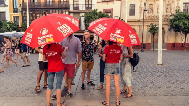 Guías de la empresa de free tour Sandemans