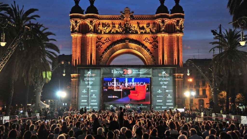 Más de 100.000 personas asistieron en 2018 al 'Liceu a la Fresca' en Arco de Triunfo / EP