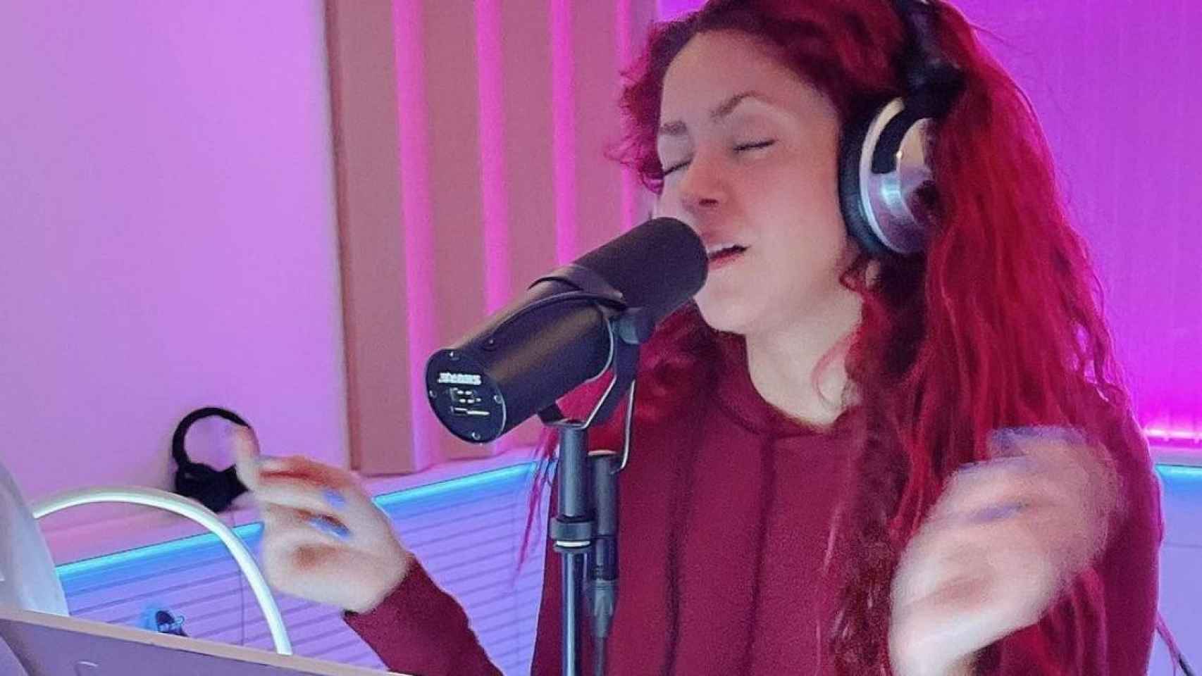 Shakira en su estudio de grabación