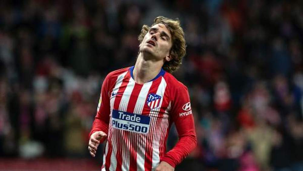 Una foto de Antoine Griezmann durante un partido con el Atlético de Madrid / EFE