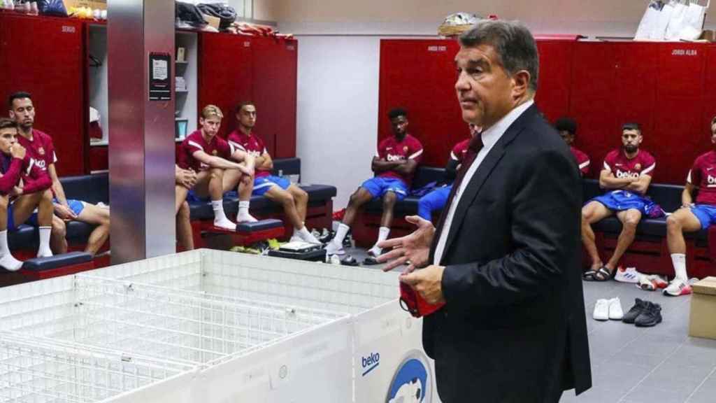 Laporta se dirige a los futbolistas del Barça / FCB