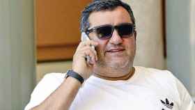 Mino Raiola habla por el móvil / REDES