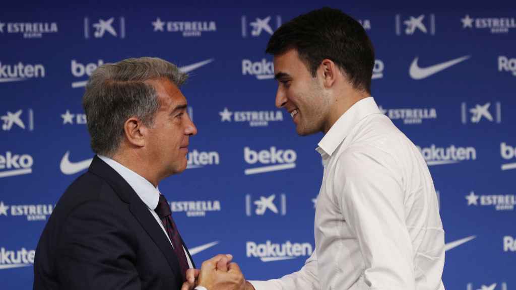 Laporta, en la presentación de Éric García / FCB