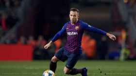 Arthur en un partido con el FC Barcelona / EFE