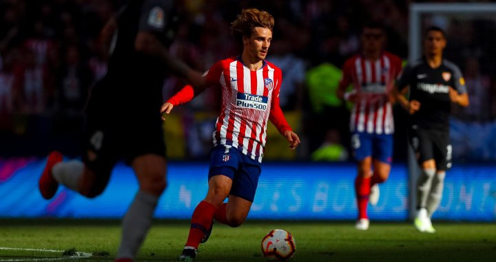 Antoine Griezmann jugando con el Atlético de Madrid / EFE