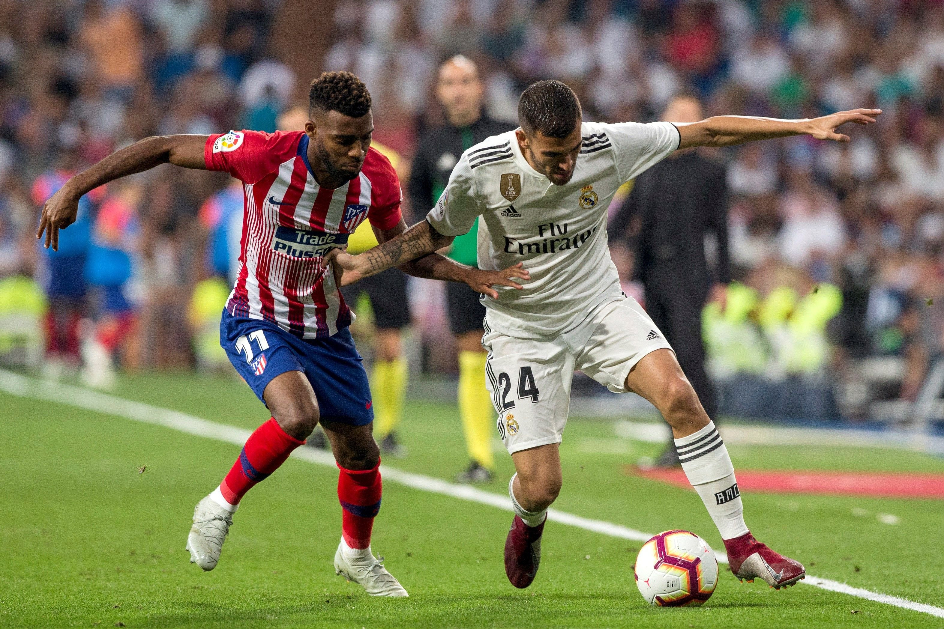 Una foto de Dani Ceballos durante el derbi madrileño / EFE