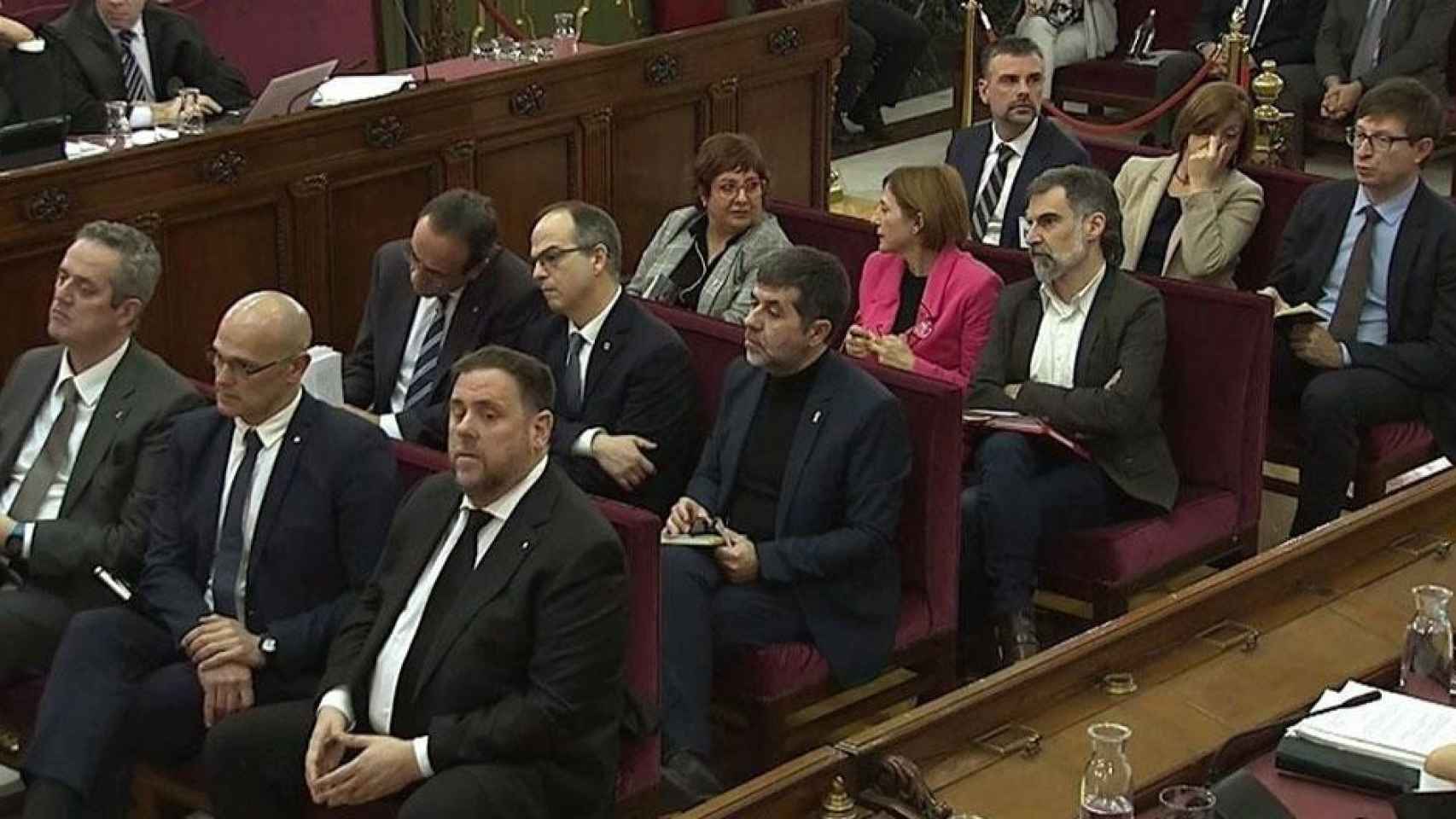 Los políticos catalanes independentistas que están siendo juzgados en el Supremo por su implicación en el 1-O, a la espera de sentencia / EFE