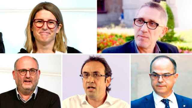 Los cinco dirigentes que negocian por Puigdemont, dispuestos a ir a nuevas elecciones; Artadi, Colomines, Pujol, Rull y Turull.
