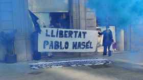 Protesta frente a la sede de la Comisión Europea en Barcelona / LA FORJA JOVENT