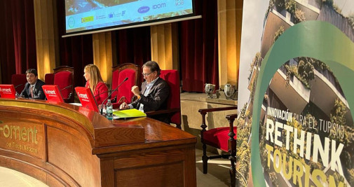 La presentación de Rethink Tourism, asociación para rehabilitar hoteles / CEDIDA