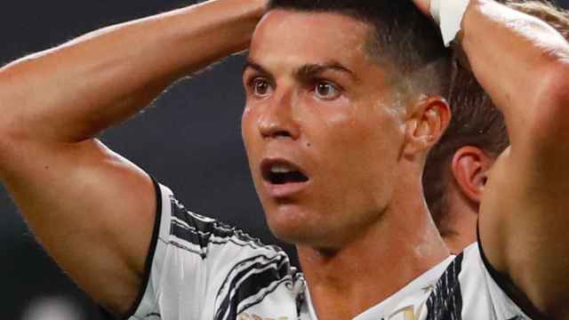 La ex de Cristiano Ronaldo, Alyson Eckmann, muestra su cara repleta de acné / AGENCIAS