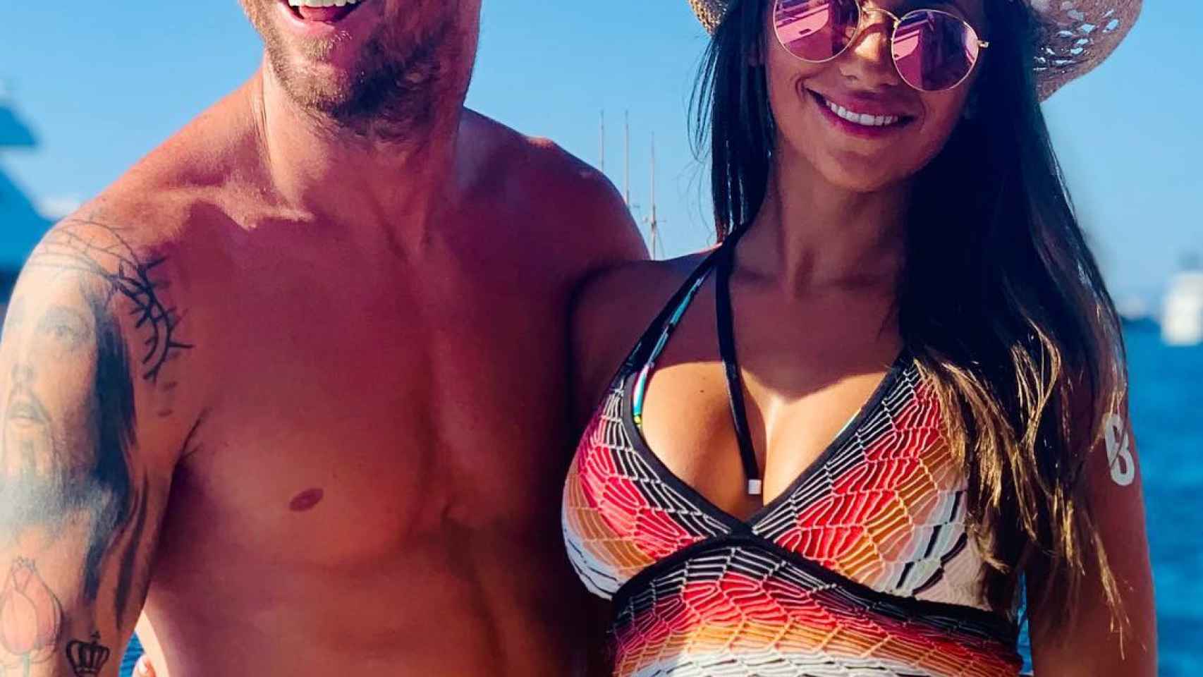 Antonella Roccuzzo y Leo Messi