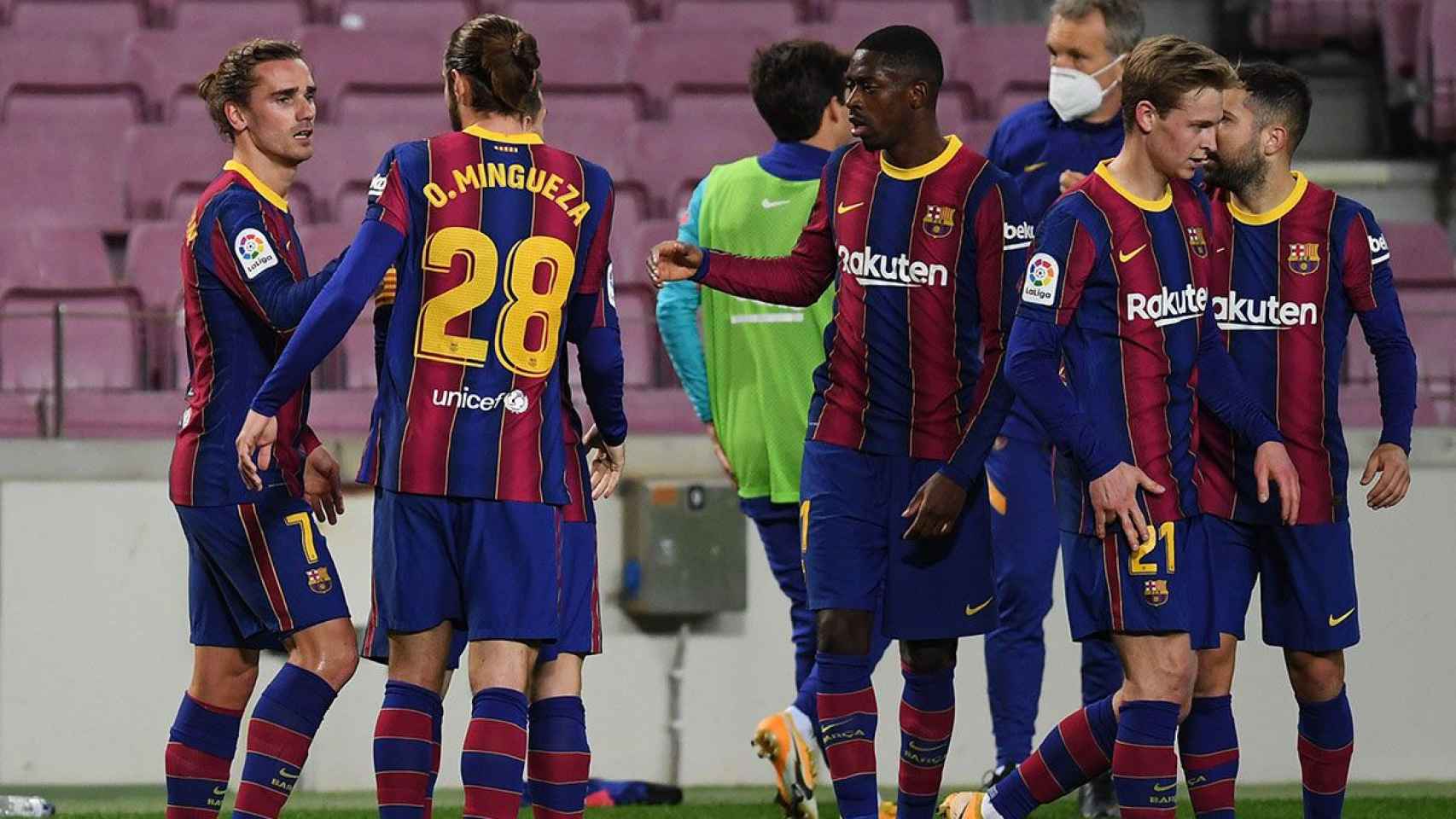 Los jugadores del Barça, celebrando un gol contra el Betis | EFE