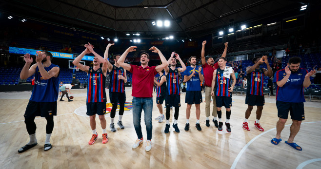 El Barça se lleva el clásico de la ACB / FCB