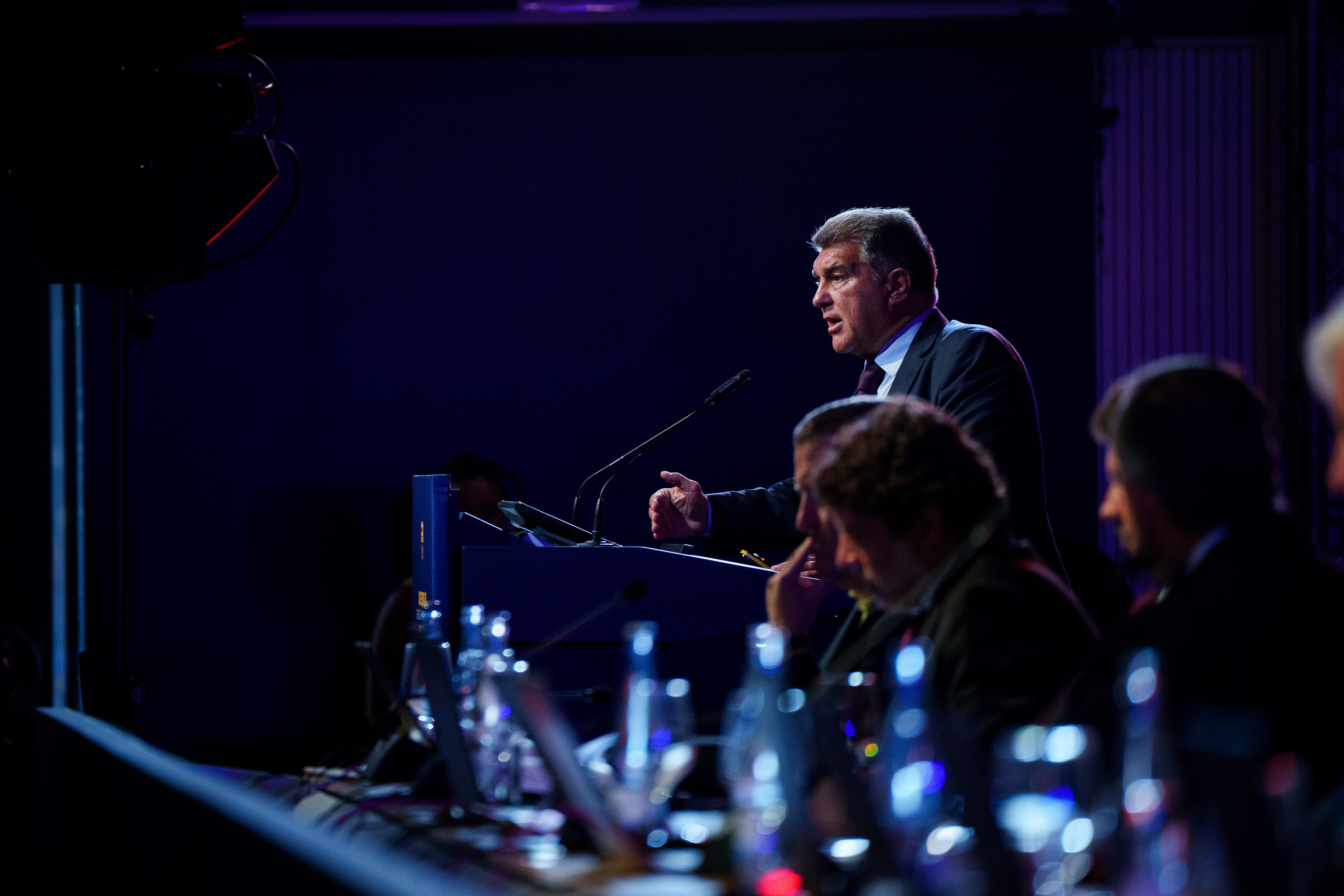 Joan Laporta en la asamblea de compromisarios extraordinaria para aprobar las palancas económicas (BLM y derechos de TV) en junio de 2022 / FCB