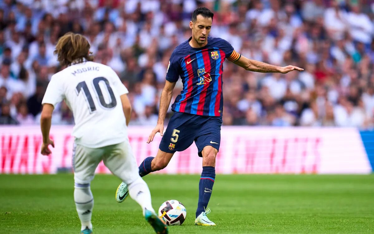 Sergio Busquets, contra el Real Madrid / FCB