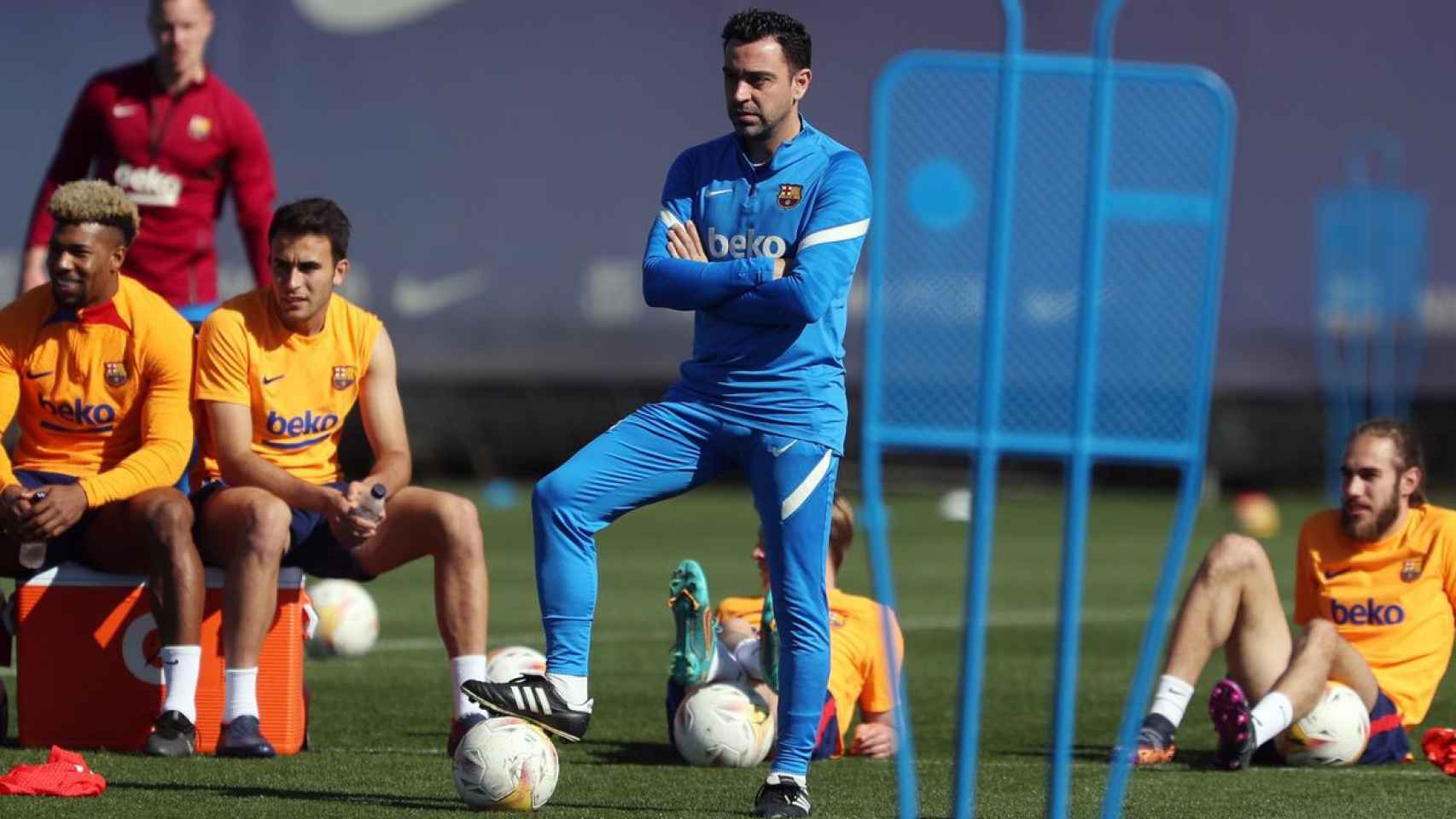 Xavi, junto a Eric García, Mingueza, Adama y Ter Stegen / FCB