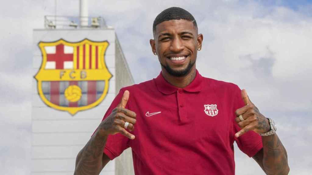 Emerson Royal, durante su presentación en el FC Barcelona / FCB